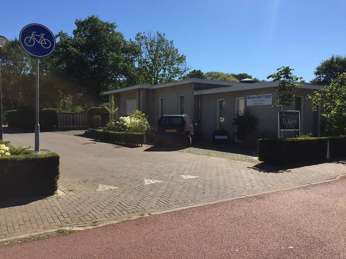 B&B Maison Saint Tropez Eindhoven 2*,  Netherlands