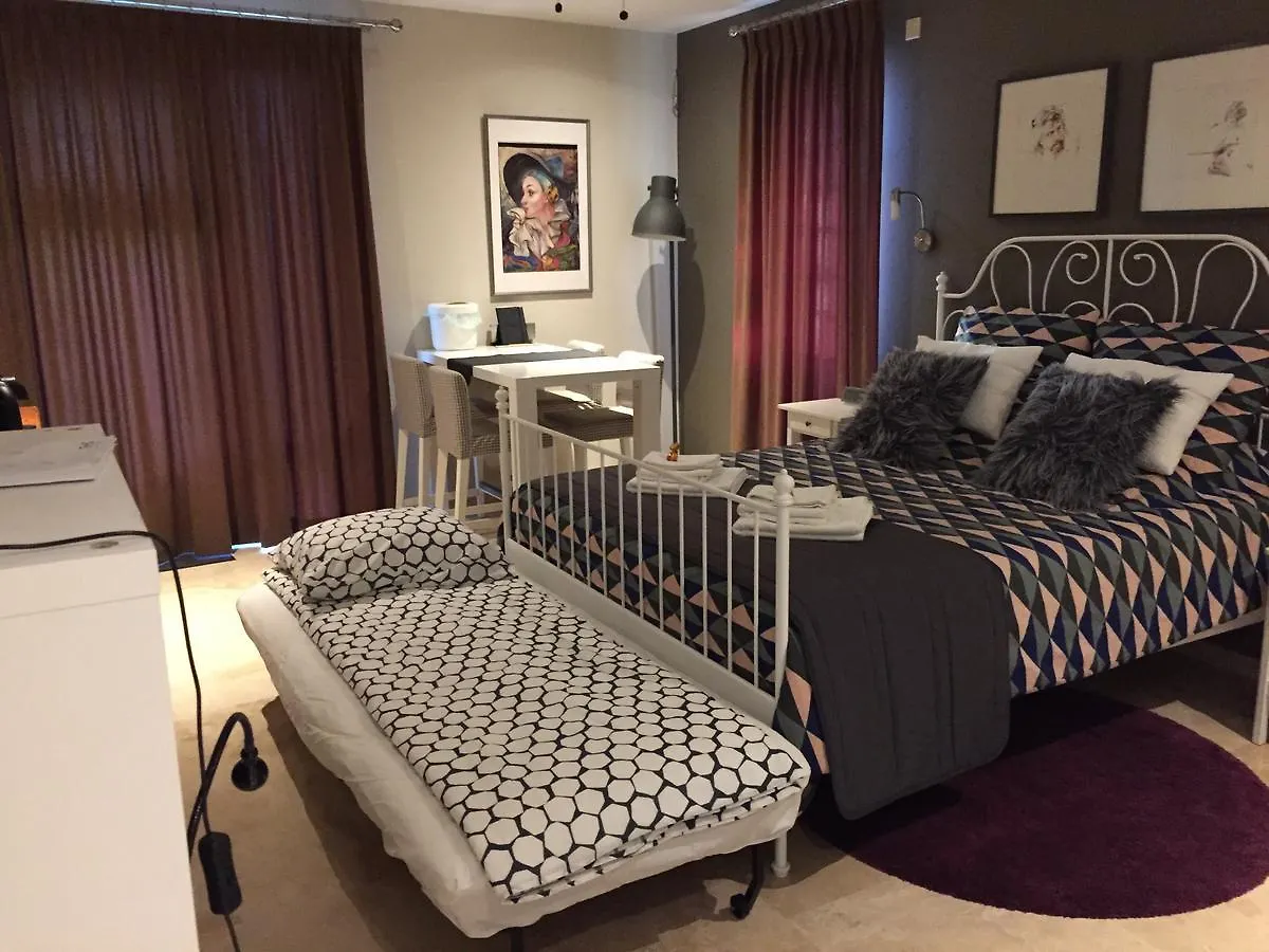 B&B Maison Saint Tropez Αϊντχόφεν